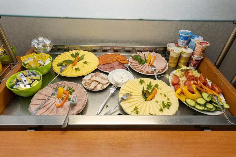 Food & Drinks 4, Hotel Kanarek, Praha 15