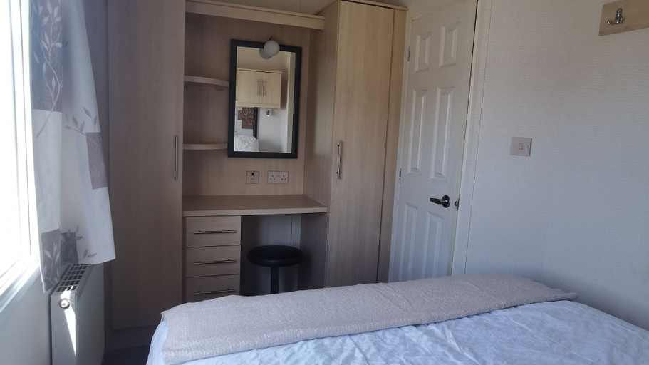 Bedroom 3, Snowdonia Holiday Sea Beach and Mountains View, Gwynedd