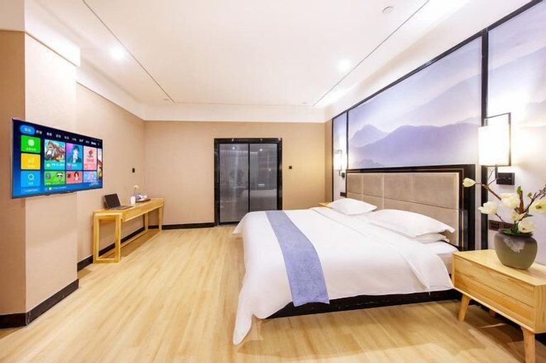 Bedroom 9