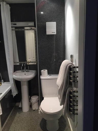 Bathroom 5, Lerwick Hotel, Shetland Islands