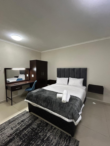 Bedroom 2, BAYSIDE SUITES HOTEL, eThekwini