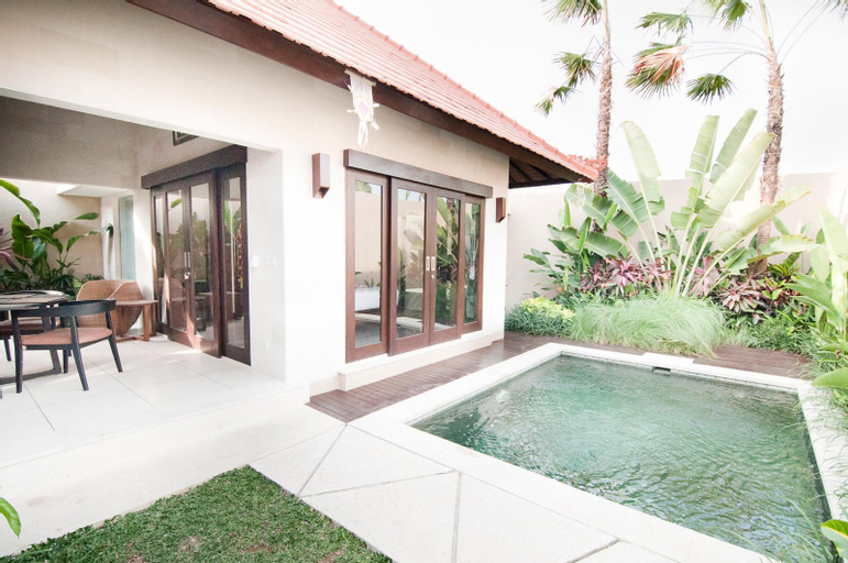 Swimming Pool 17