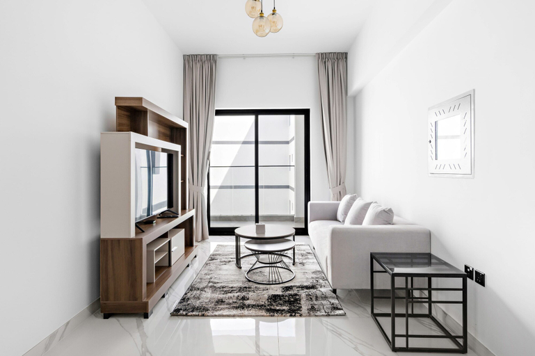 Room 4, Modern 1-bedroom Apart With Pool gym and Hammam, Dubai
