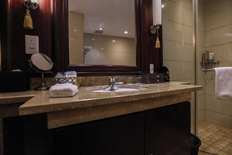 Bathroom 4, Fubang International Hotel, Hangzhou