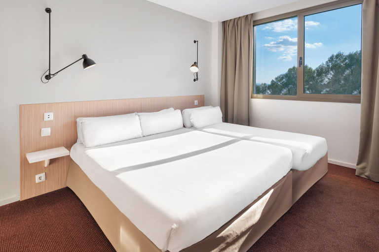 Bedroom 3, B&B Hotel Barcelona Sant Cugat, Barcelona