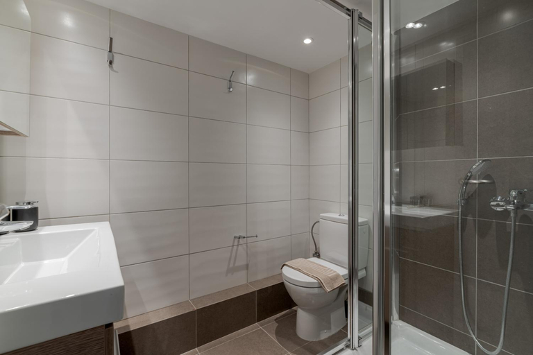 Bathroom 3, Historic Plaka's Deluxe Apartment★, Attica