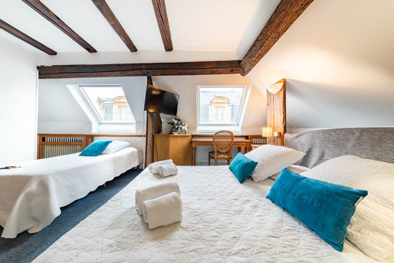 Bedroom 9