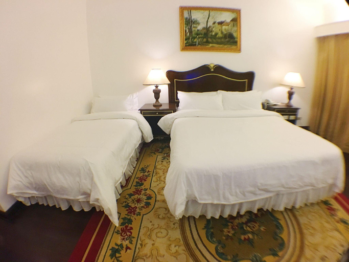 Bedroom 12