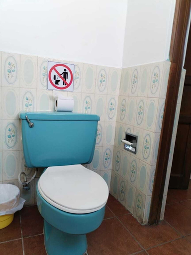 Bathroom 3, Hotel Mansion del Rey, Antigua Guatemala