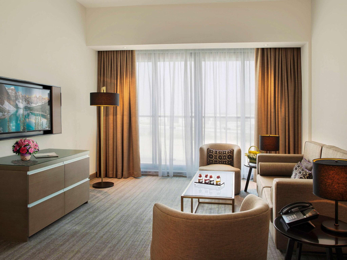 Bedroom 4, Novotel Muscat Airport, Seeb