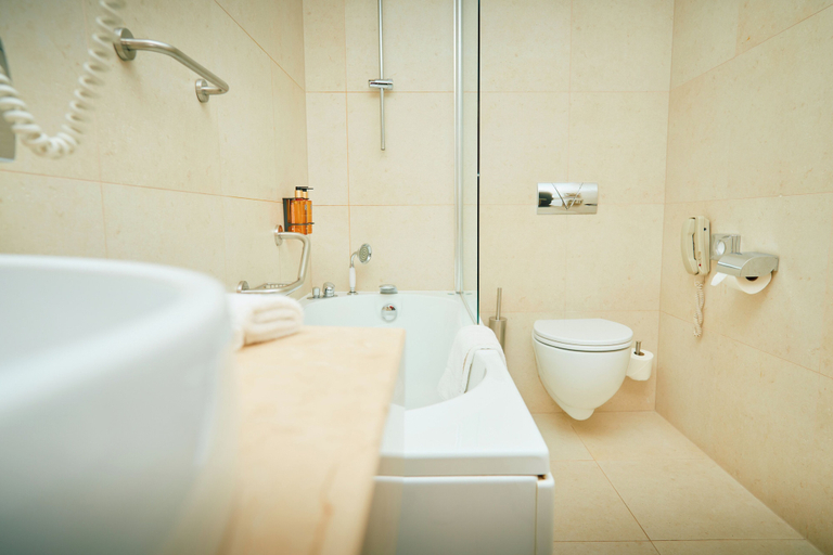 Bathroom 4, Astoria Hotel Opatija****, Opatija/Veprinac