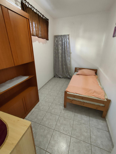 Others 3, Kekturas vendeghaz Badacsony privat berlemeny, Tapolca