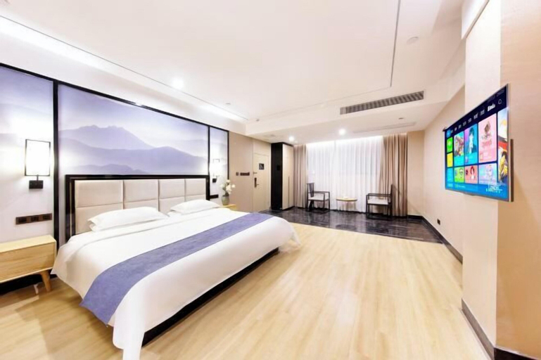 Bedroom 10