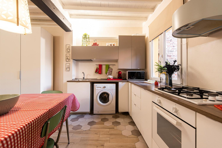 Others 5, Reggio Center Lovely Apartments, Reggio Nell'Emilia