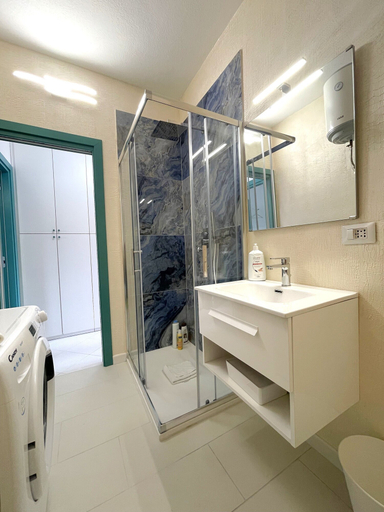 Bathroom 4, Vecchio Ulivo, Nuoro