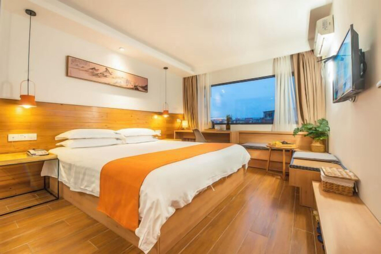 Bedroom 17