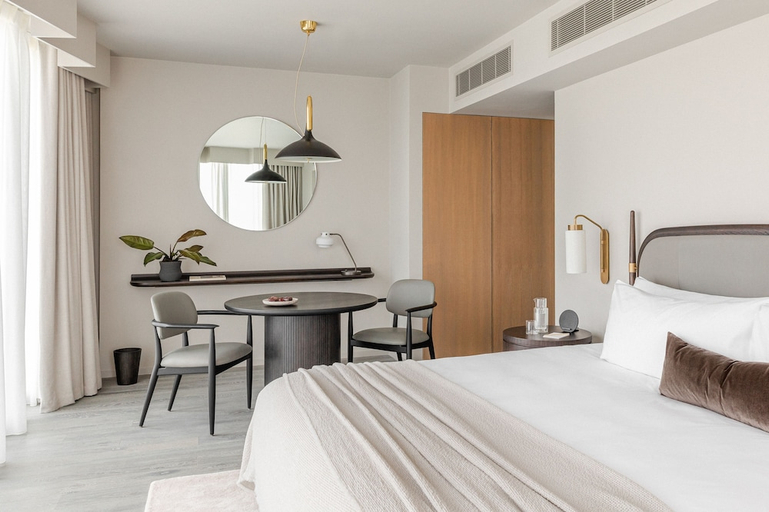 Bedroom 2, The Stratford Hotel, London