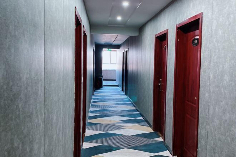 Others 2, Hutubi Xintian Hotel, Changji Hui