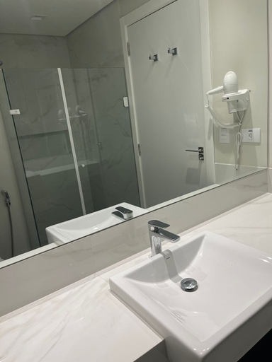 Bathroom 4, Riva Apart Hotel, Campo Mourão