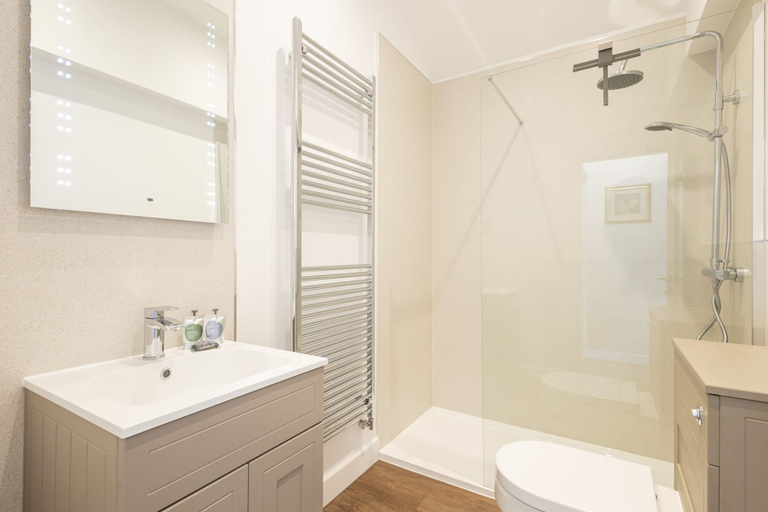 Bathroom, Host Stay Sanderling Chase, North Yorkshire