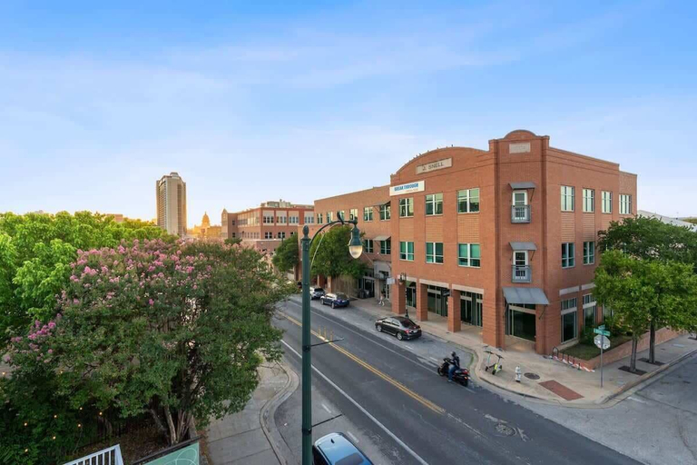 Others 5, 2BR Designer Condo East Downtown Austin, Travis