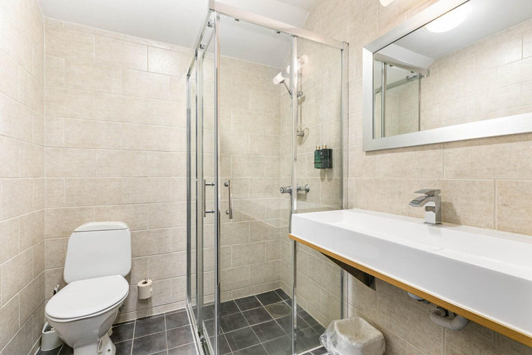 Bathroom 4, Storebaug Hotell & Kro, Rygge