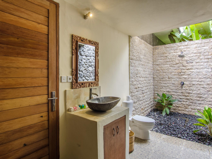 Bathroom 4