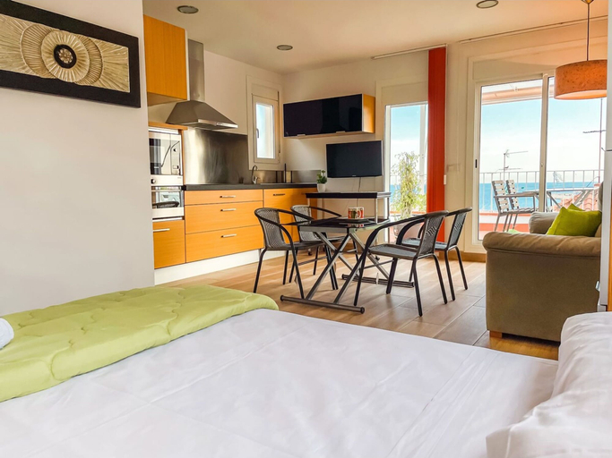 Room 3, Unik Vacation Attic in Tarragona, Tarragona