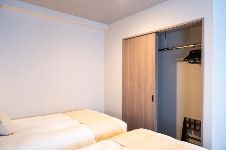 Bedroom 28