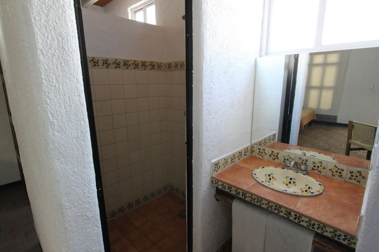 Bathroom 4, Casa Fontana, Dist. Tlacolula