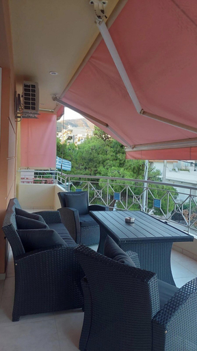 Others 5, Modern Elegant Apt in Glyfada w Balcony, Attica