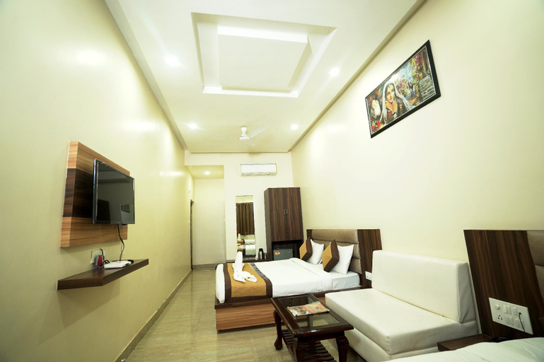 Bedroom 9
