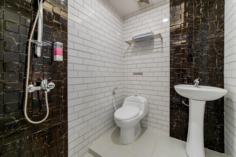 Bathroom 3
