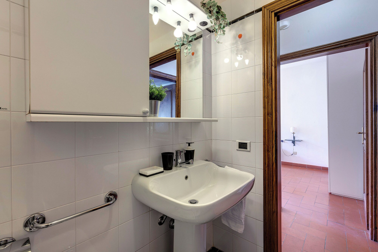 Bathroom 3, Mamo Florence - Guendalina Apartment, Florence