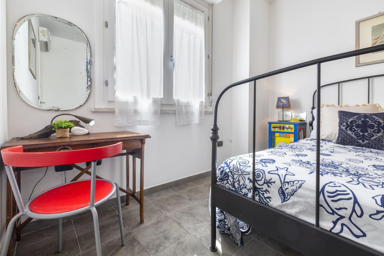 Room 4, Sardinia Re - Valery s Flat, Sassari