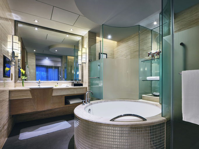 Bathroom 27