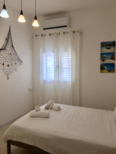 Others 5, Shantell Boutique Apt