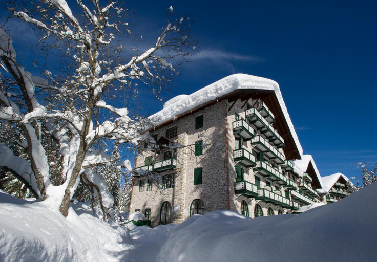 Others 5, Hotel Lago di Braies, Bolzano
