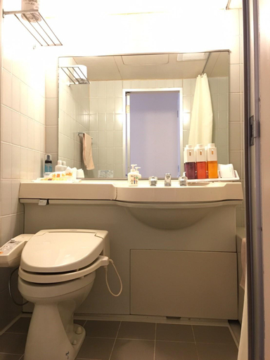 Bathroom 3
