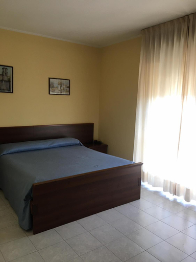 Bedroom 2, Hotel PINO LORICATO, Potenza