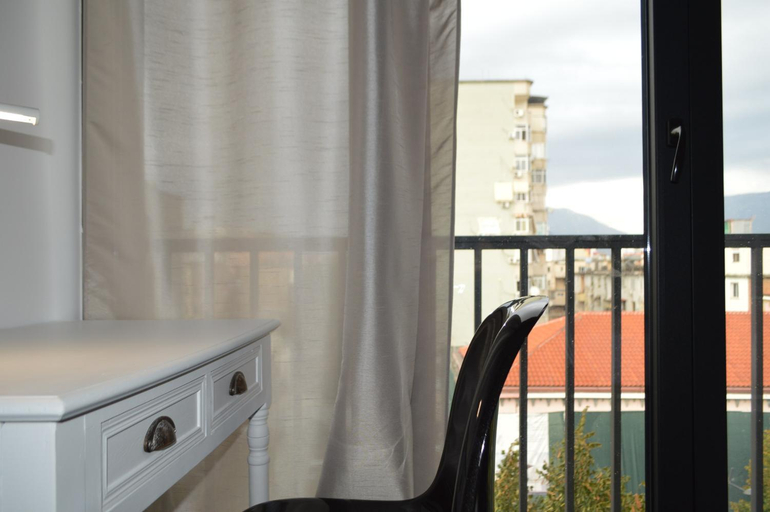 Others 3, Tirana Getaway Apartments - Central, Tiranës