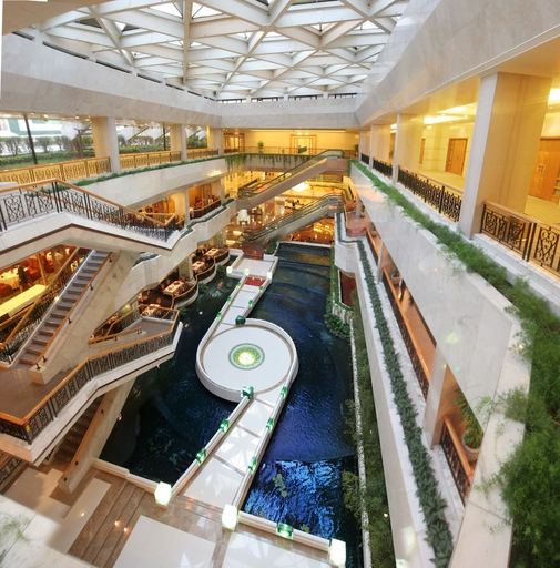 Sport & Beauty 2, Guangdong Hotel-Free Shuttle during Canton Fair, Guangzhou