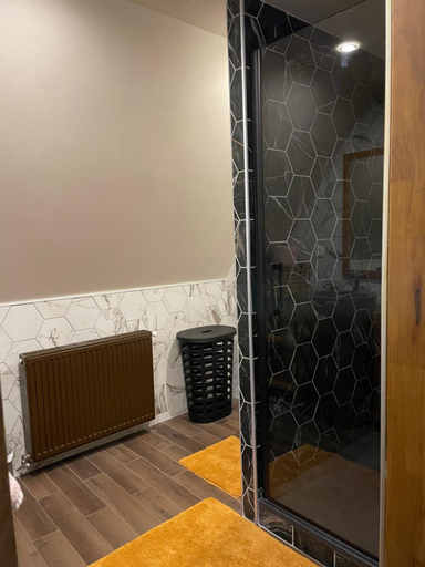 Others 2, Grande chambre confortable, Nord
