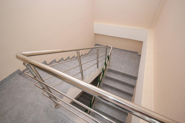 Others 4, Hotel 33, Almaty