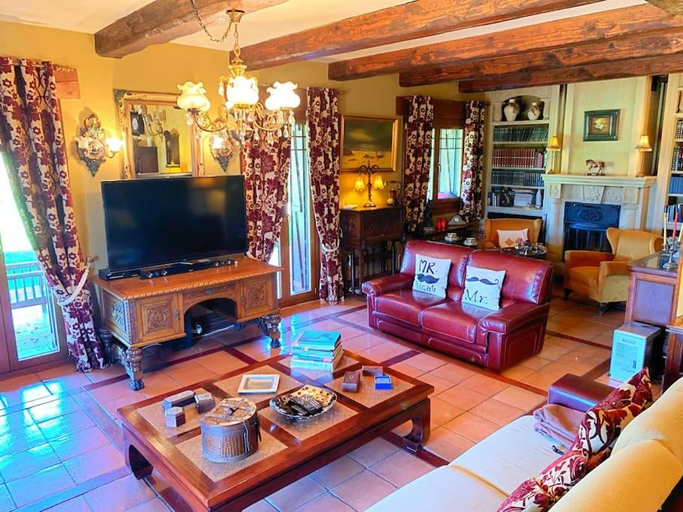 Others 5, Finca La Torre con piscina, Cantabria