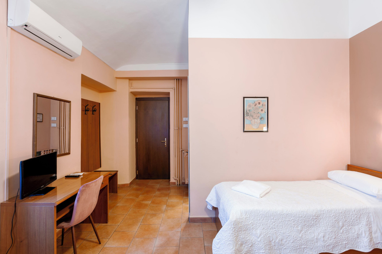 Bedroom 3, HOTEL CASTELLO, Torino