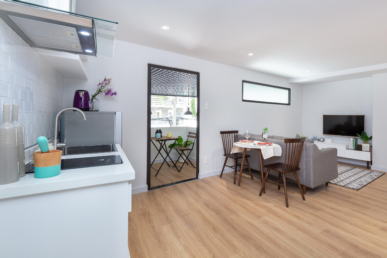 Dining Room 6