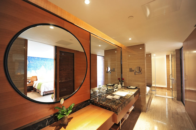 Bathroom 3, Zhangjiajie Huatian Hotel, Zhangjiajie