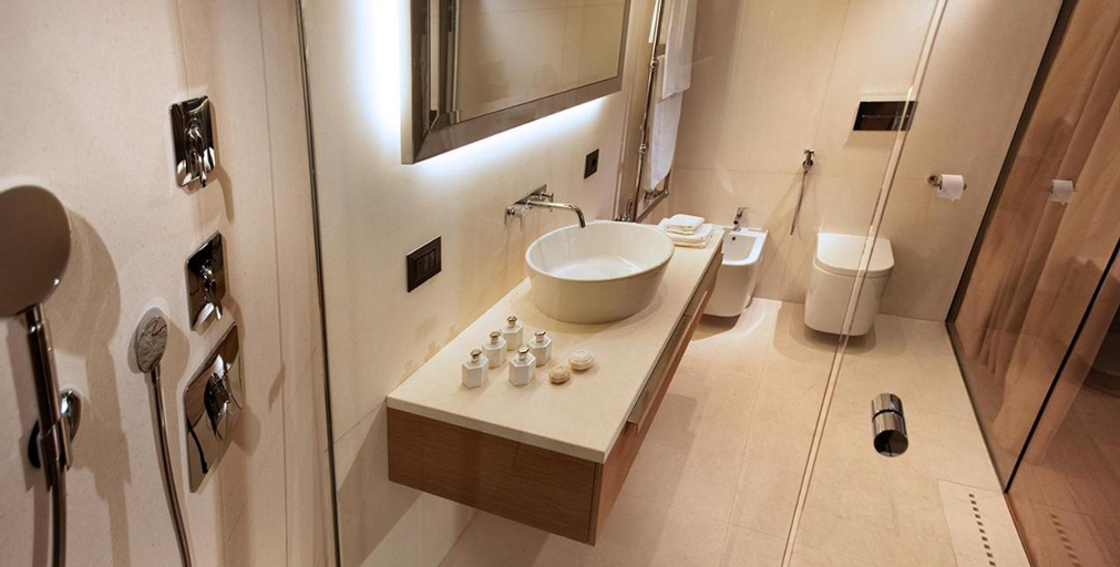 Bathroom 4