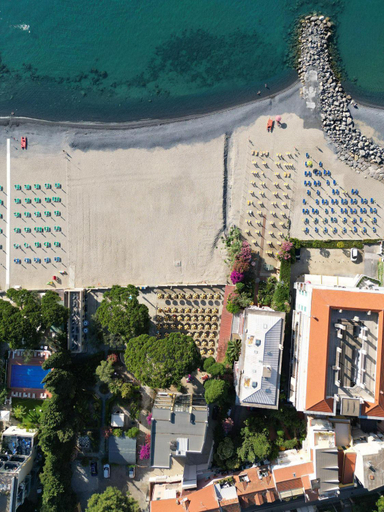 Others 3, Residenza Abbo, Imperia